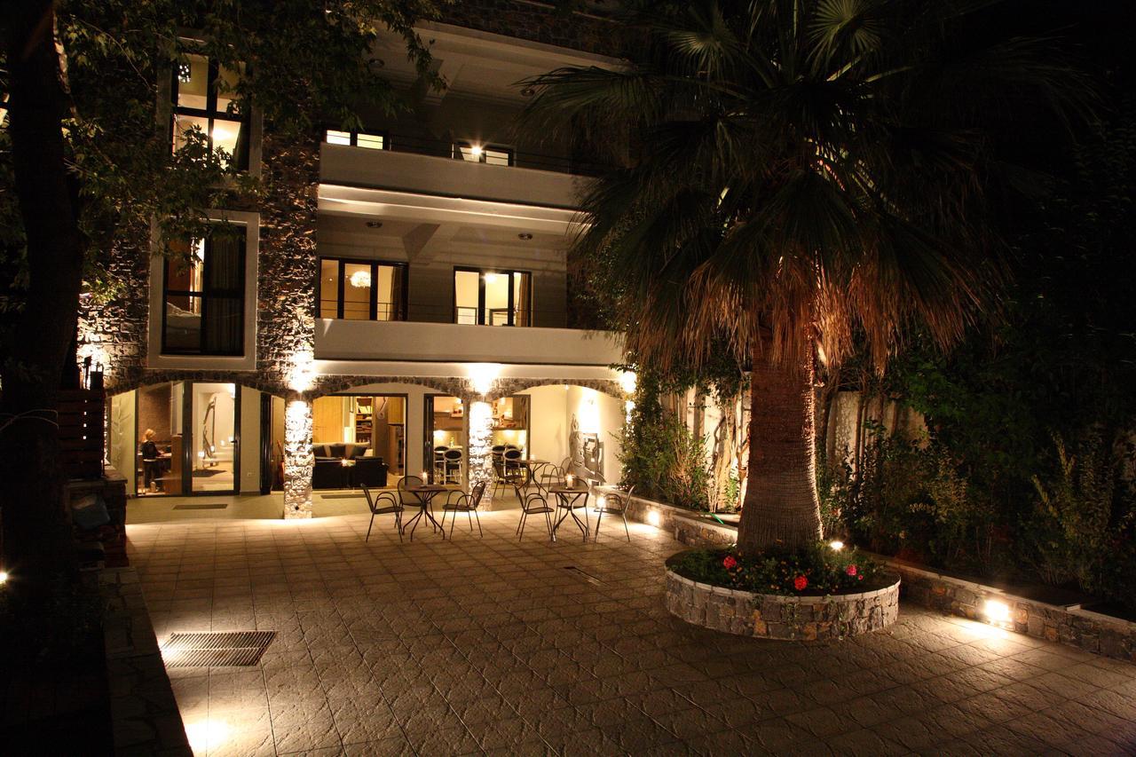 Mousiko Pandoxeio Hotel Steni Dhirfios Exterior photo